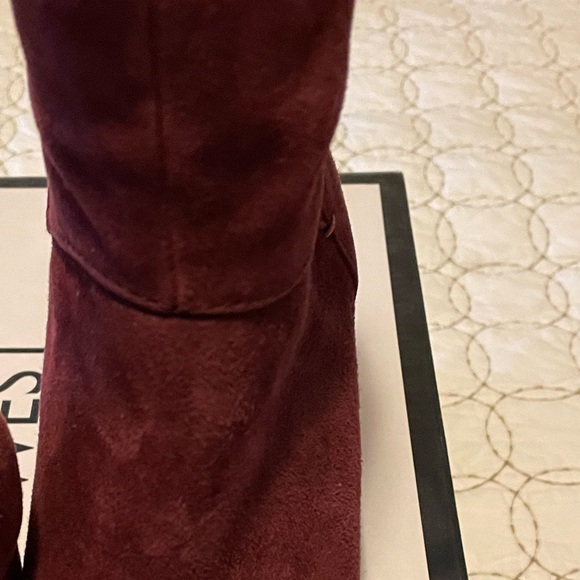Gently worn NineWest boots. Cabernet is the color, basically wine. - Picture 5 of 7